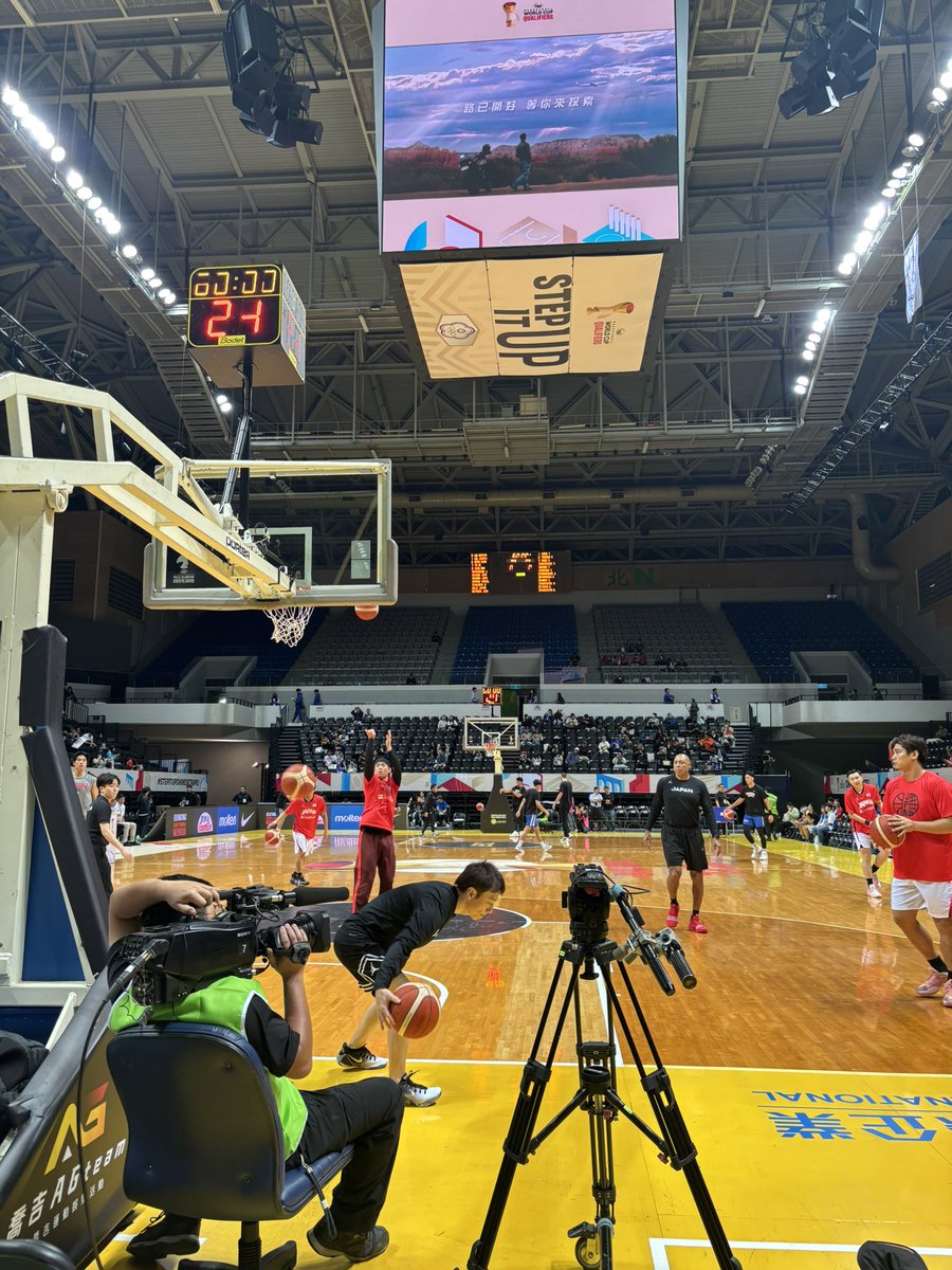 日本代表
Window1 Game2 始まります！