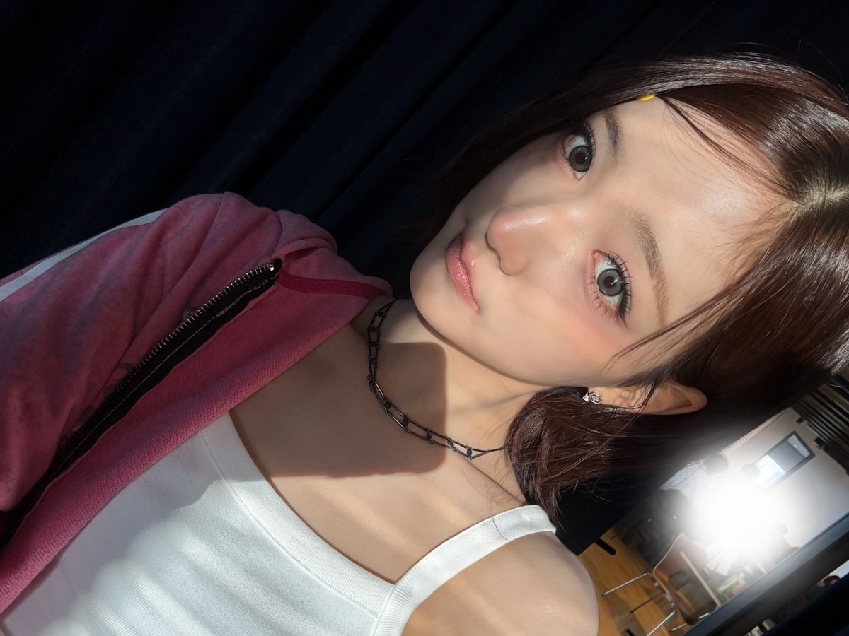 KiiiKiii_talk's tweet image. 보고싶따 티키들💗 감기 조심해!! 

#KiiiKiii #키키 #JIYU #지유