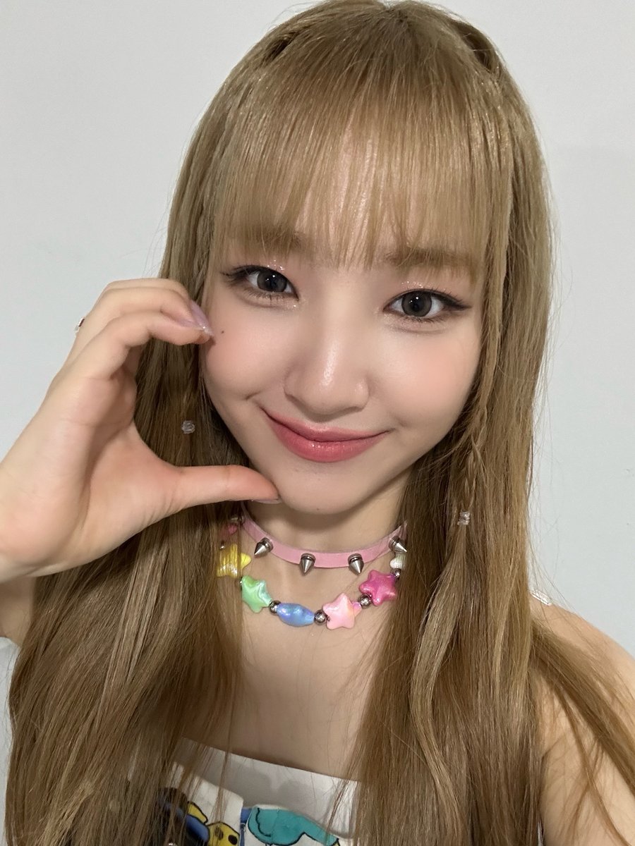 bbangfilez's tweet photo. 𝘿𝘼𝙄𝙇𝙔 𝘽𝙍𝘼𝙉𝘿 𝙍𝙀𝙋𝙐𝙏𝘼𝙏𝙄𝙊𝙉 𝙁𝙊𝙍 𝙔𝙐𝙉𝙃𝘼 -  𝑫𝒆𝒄 𝟐𝟏

rt &amp; reply:

유니스 방윤하, 당신은 정말 대단해요
유니스 방윤하, 당신은 만능 선수입니다
유니스 방윤하, 정말 예뻐요
유니스 방윤하, 사랑해요
유니스 방윤하, 잘하고 있어요

#UNIS #BANGYUNHA
#유니스 #방윤하 https://t.co/F1Y8BEfyuZ