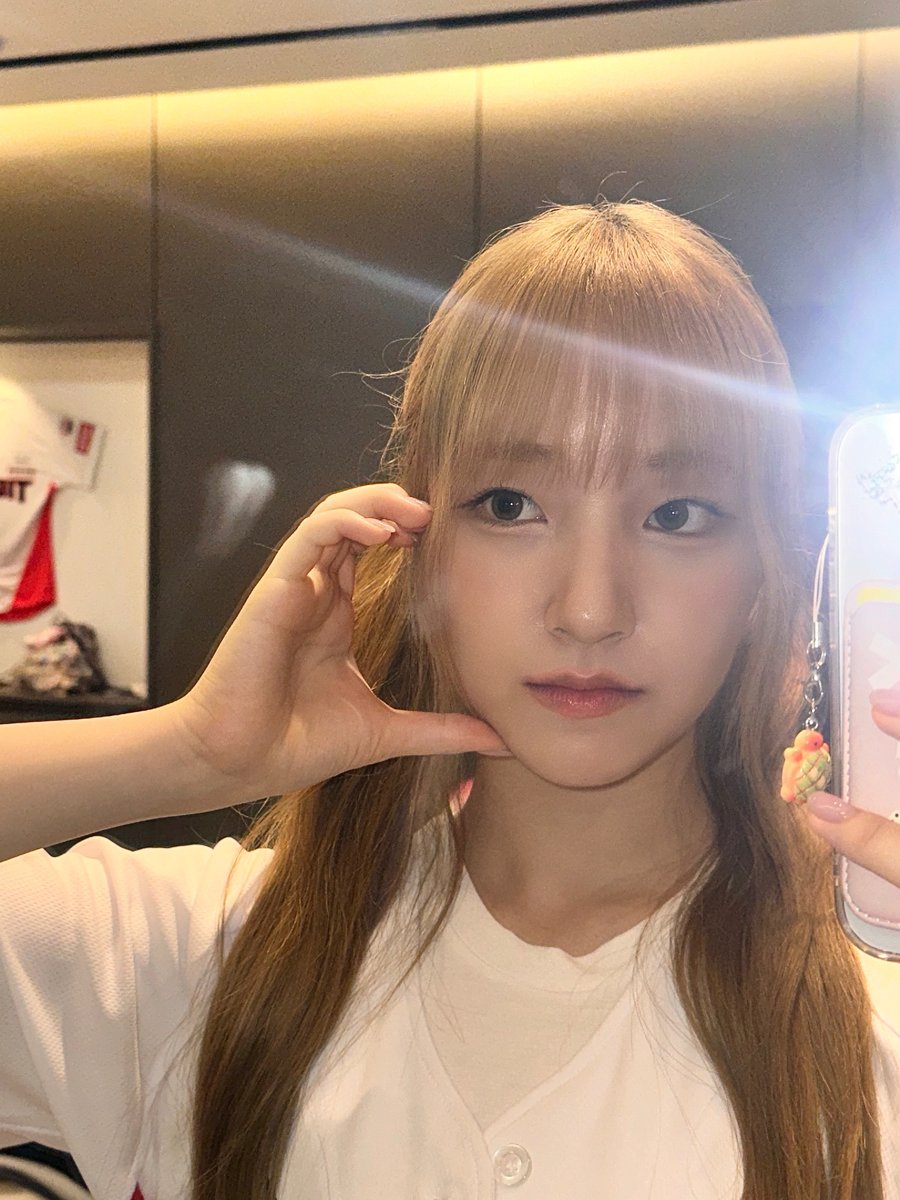 bbangfilez's tweet photo. 𝘿𝘼𝙄𝙇𝙔 𝘽𝙍𝘼𝙉𝘿 𝙍𝙀𝙋𝙐𝙏𝘼𝙏𝙄𝙊𝙉 𝙁𝙊𝙍 𝙔𝙐𝙉𝙃𝘼 -  𝑫𝒆𝒄 𝟐𝟓

rt &amp; reply:

유니스 방윤하, 당신은 정말 대단해요
유니스 방윤하, 당신은 만능 선수입니다
유니스 방윤하, 정말 예뻐요
유니스 방윤하, 사랑해요
유니스 방윤하, 잘하고 있어요

#UNIS #BANGYUNHA
#유니스 #방윤하 https://t.co/E6QSAaRz80