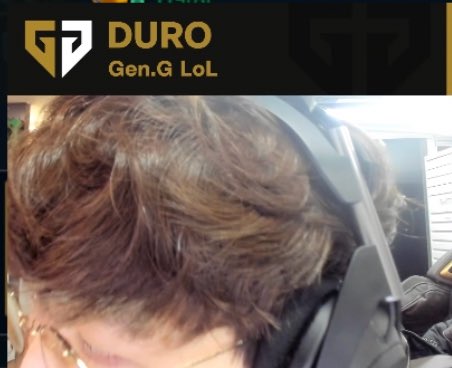 superduroo's tweet image. 머리색 잘 빠졌다