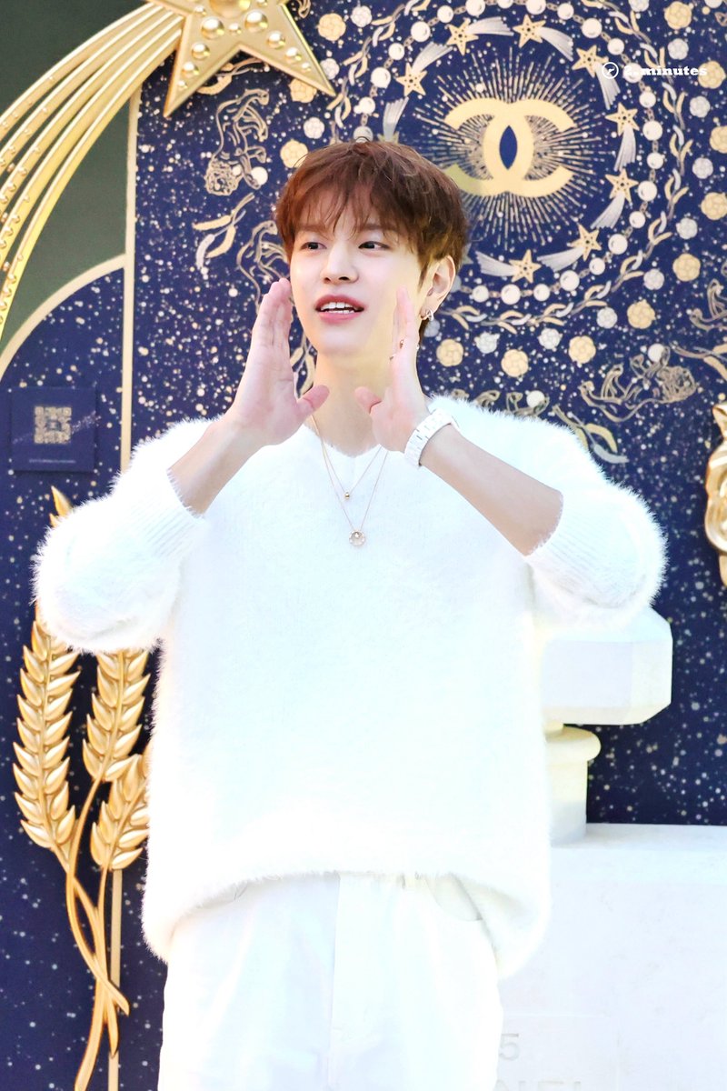 2minutes_rule's tweet photo. 251201

#승민 #Seungmin 
#스트레이키즈 #StrayKids
#SEUNGMINXCHANEL https://t.co/5ClH1ytApc