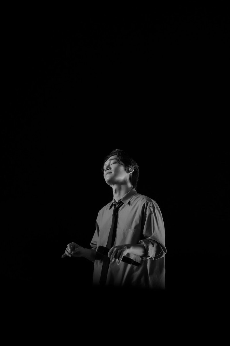 ceesdreaming's tweet image. the organizer&apos;s recap pics
I love the B&amp;amp;W shots
the photographer did a good job tho
#CHENinHCMC 💛✨
