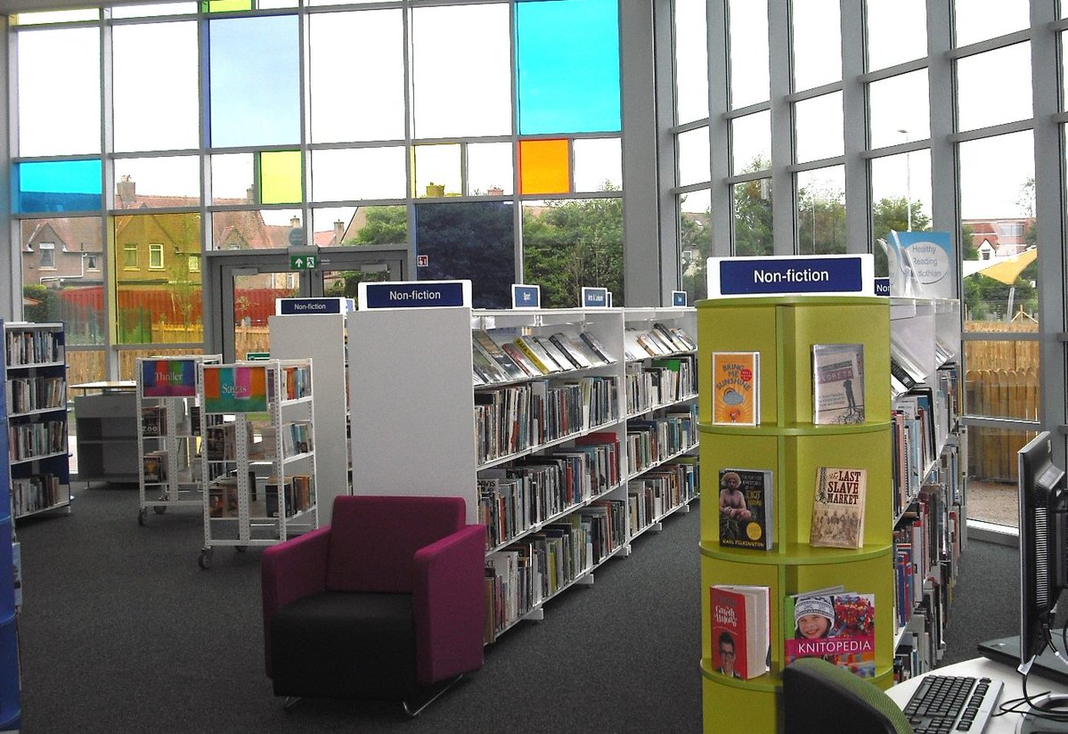 MidLibraries's tweet image. PLEASE NOTE: 

There is currently no printing or photocopying service available at #Lasswade Library due to a machine fault. 

We apologise for the inconvenience. Please find an alternative branch here: midlothian.gov.uk/directory/6/li…