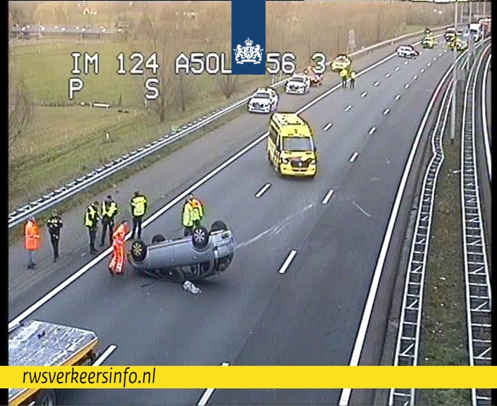 Traumahelikopter ingezet bij incident op knooppunt Valburg