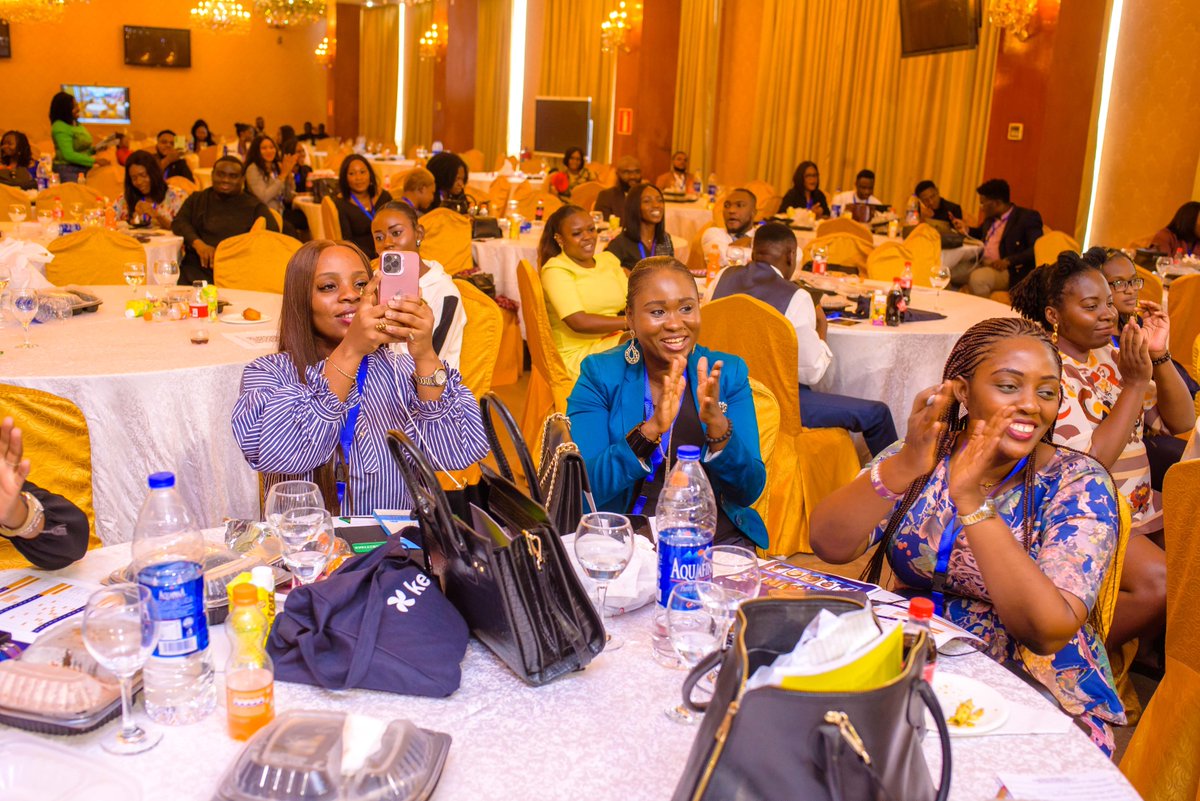 KendorConsultin's tweet photo. These moments reminds us that the true value of the HR Bootcamp Conference is often found in the hallways, during the coffee breaks, and in the shared laughter between sessions.

In 2 days, we're curating an environment designed specifically for these high-value connections. https://t.co/Dvxy3XeIIW