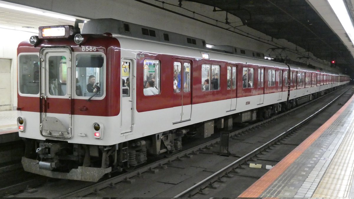 VC_VVVF's tweet image. 黙々とラッシュ輸送をこなすL86。気づけば一点物同士の組成となってしまいました。いよいよ明日、ラストラン。
1830/1835→FL54+L86