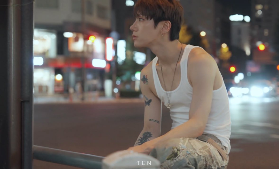 อกหักที่ไทย                                อกหักที่ญี่ปุ่น