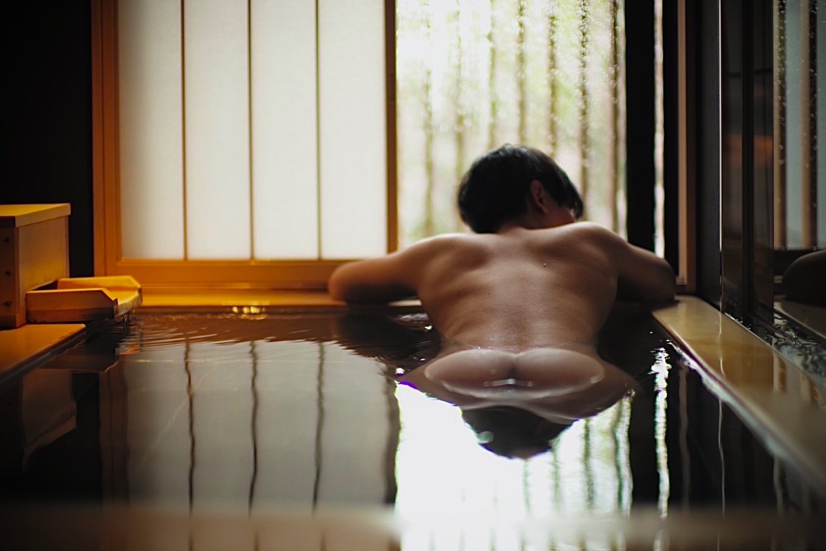 be_bubble_butt's tweet photo. 今年は28日までの営業となっております🙇‍♂️

色々多忙な時期ですが一緒に頑張りましょう💪 https://t.co/zvmjznOgcN