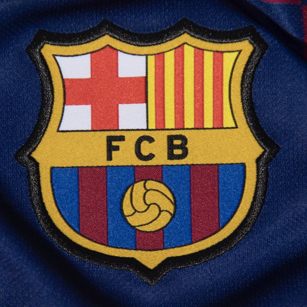 🚨🚨🌕| Barcelona are interested in 17-year-old Egyptian forward Hamza AbdelKarim from Al Ahly and have already taken initial steps to sign him.

[<a href="/Benayadachraf/">Achraf Ben Ayad</a>]