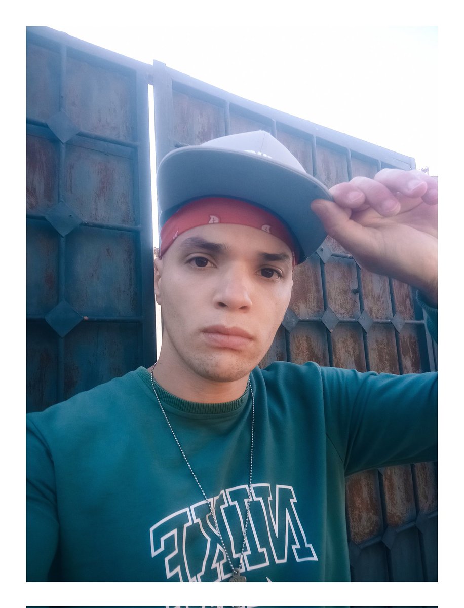 KKaderou's tweet photo. ........ L.A MODE 👀 ........
.
.
.
.
.
#90s #gangsta #rapdz #rap #alger #kader https://t.co/i5SidVjEn6