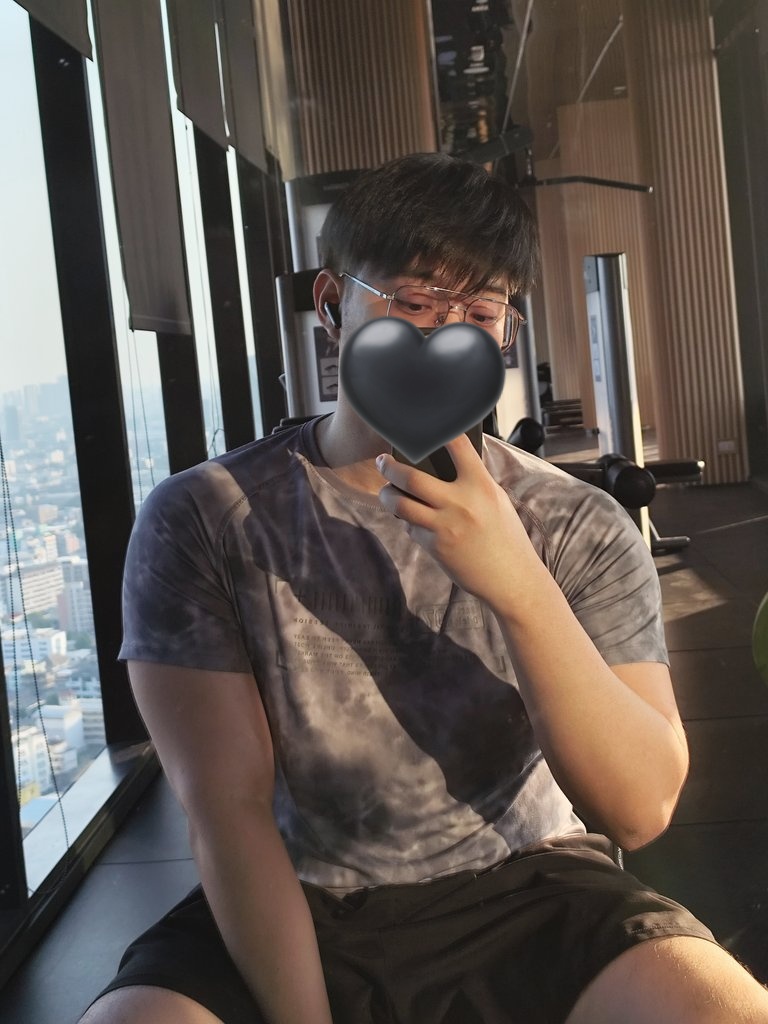 อยากมีเส้นเลือดที่แขนฮ้าฟ