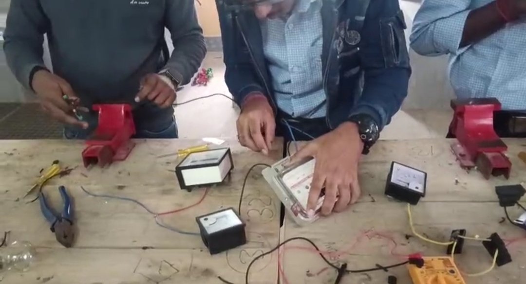 ItiKarimpur's tweet image. 👉 #করিমপুর -১ গভঃ আই টি আই এ  💥#election ট্রেডের 🪛 প্রাকটিক্যাল #CLASS #k1giti #ITI #করিমপুর #Karimpur