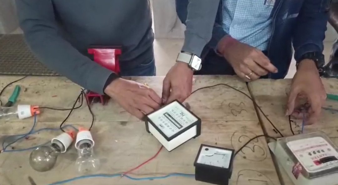 ItiKarimpur's tweet image. 👉 #করিমপুর -১ গভঃ আই টি আই এ  💥#election ট্রেডের 🪛 প্রাকটিক্যাল #CLASS #k1giti #ITI #করিমপুর #Karimpur