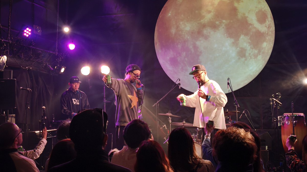 vibe_ra_ski's tweet image. 上鈴木兄弟で早い時間に全員で多幸感に包まれ
Wa yo setフロム大阪のクールなカバーにシビれて
ヤパニの豪華セッションの「Miracles」で大団円を迎えました
滅多にライブしないのに毎年パワーアップしてくyapani!
またサポートできるようにアップデートしていかないとですね