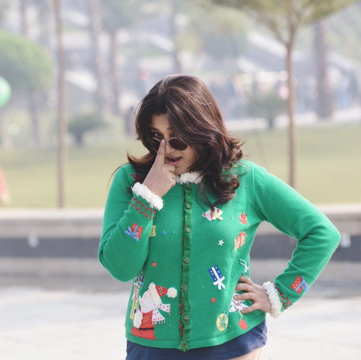 azizkavish's tweet image. And we&apos;re in the month of Christmas.

Happy december 🌲