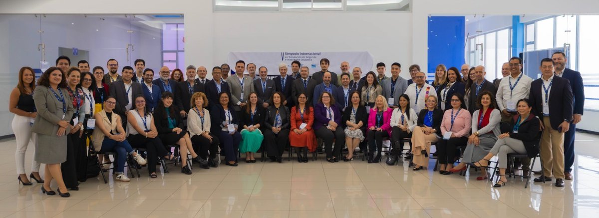 📌 Cerramos el V Simposio Internacional en Simulación de Negocios e Innovación Educativa en Costa Rica. Dos días de aprendizaje, talleres prácticos sobre IA y gamificación, intercambio académico y reflexión sobre la transformación educativa. Inspirador y lleno de nuevas ideas.