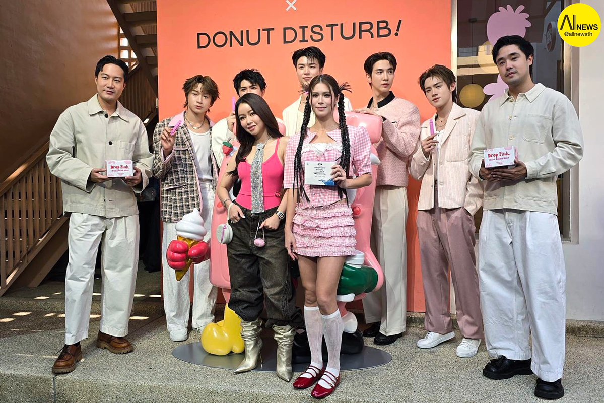 AllNews_th's tweet image. BioActive + แบรนด์อาหารเสริมจากนิวซีแลนด์ จับมือ Donut Disturb คาเฟ่สายขนมชื่อดัง  กับแคมเปญสุดคิวท์ “Gluta Takeover” ในงาน*BioActive+ X DONUT DISTURB: Gluta Takeover*

#BioActiveGlutaCafe
#Meennicha8 #maxky_rp
#Savesaisawat #isamsame 
#bentenpattara