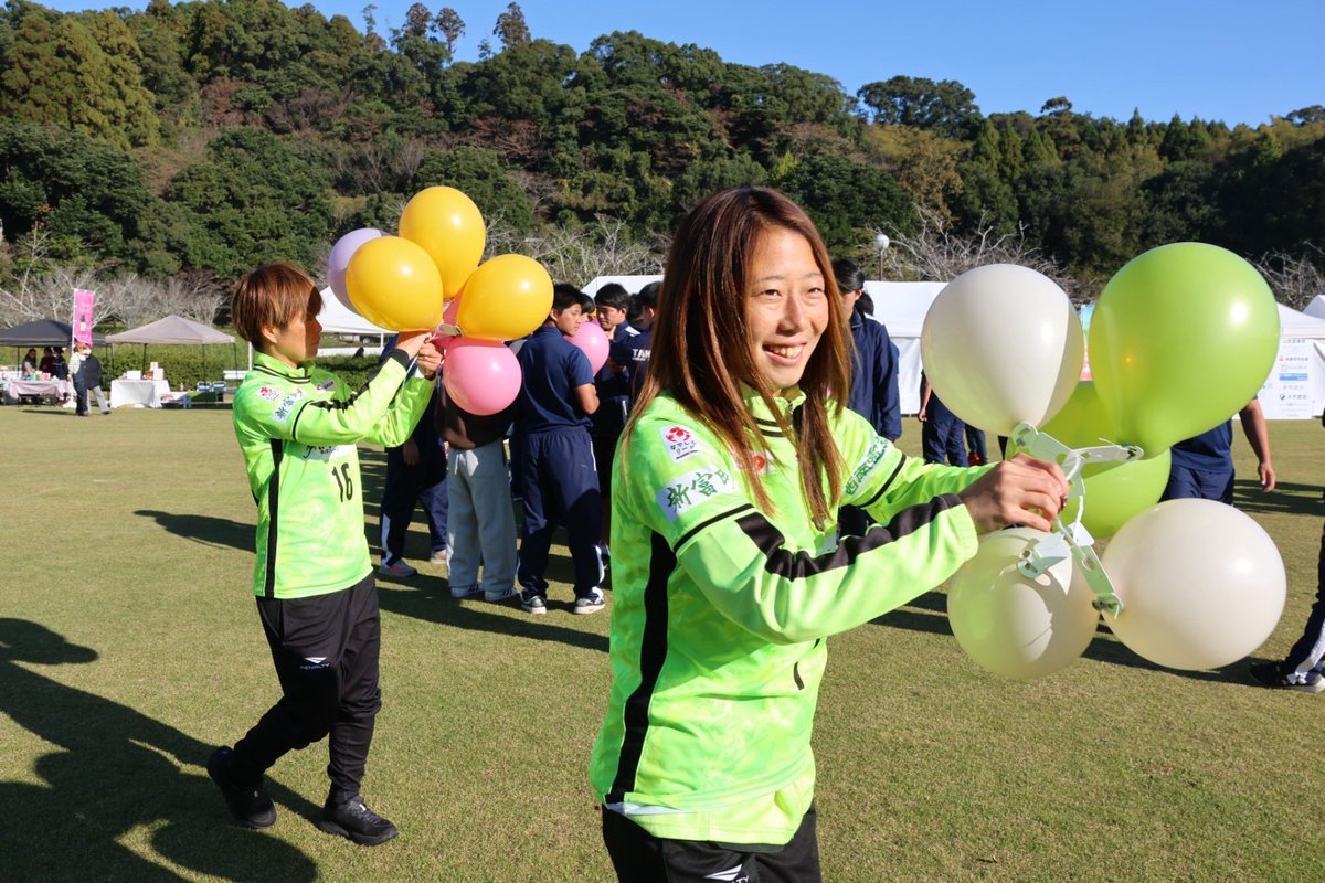 viamaterras2020's tweet photo. 【2026シーズン 継続選手のお知らせ】
このたび #有馬りこ 選手と2026シーズンも継続して、
共に闘い、地域を盛り上げることになりましたので、お知らせいたします。

🗣️「"地域の花になれ" この言葉を胸にもう一度、頂点を目指して闘います。」
▶️https://t.co/3tuzjTQjj9

#ヴィアマ
#地域の花になれ https://t.co/XREbDoGCKJ
