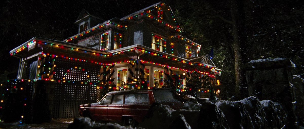 KI11ERKLOWNS's tweet photo. happy december https://t.co/dXgfFTjLaL
