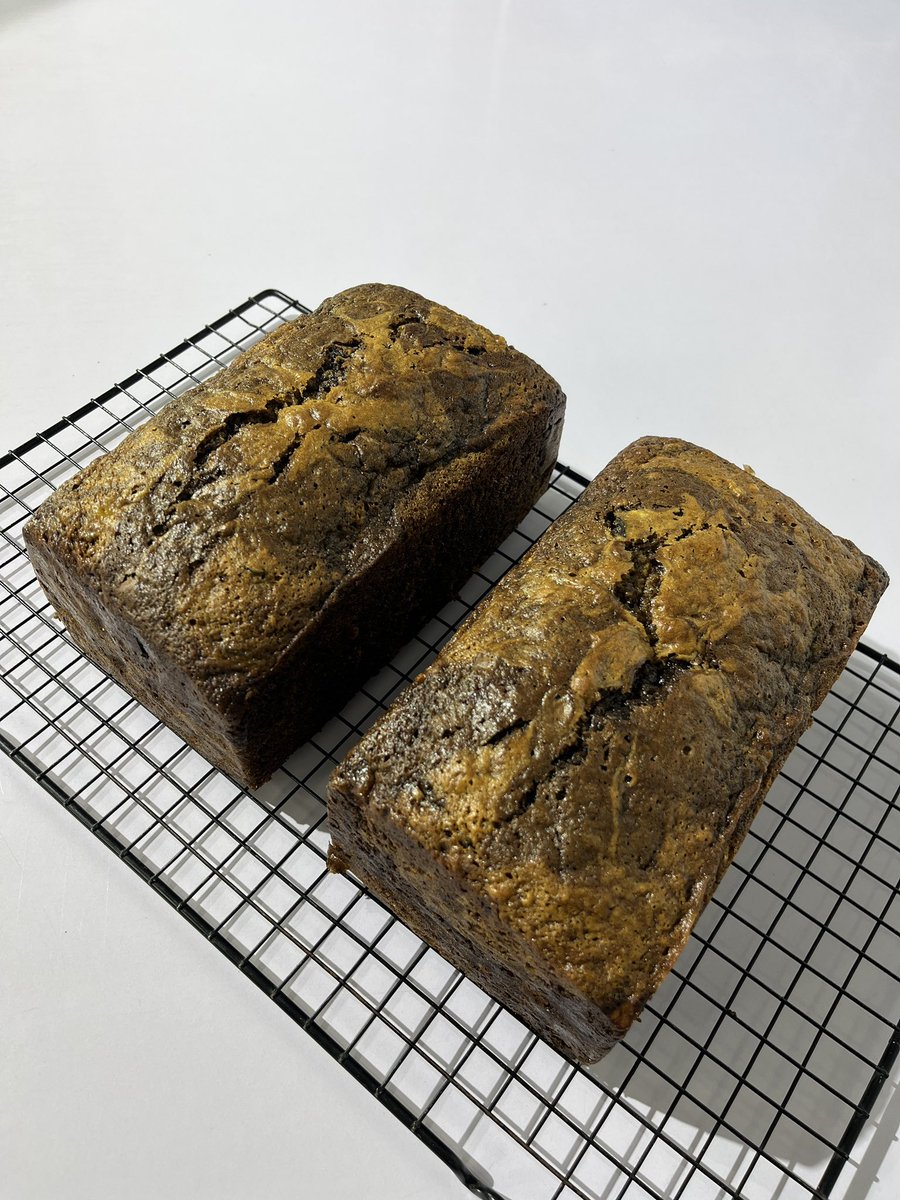 cakeyuwa_'s tweet photo. Category: Banana Bread 

Thank youuu, November 🥰 https://t.co/cfdb840ix1