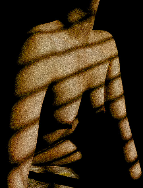 #在溝渠的那段日子

就在蹲馬桶的這個moment回想到

或許

你說的是對的!

婚姻不就是該任何時刻都是兩個人在一起
綁在一塊

是我一直不這麼認為
所以才導致這樣的結果...

想想
我真的是太傻

煮飯洗碗、掃地做家事時
我不該讓你好整以暇的在客廳等候

修馬桶、搬家電時
讓你袖手旁觀是我的錯