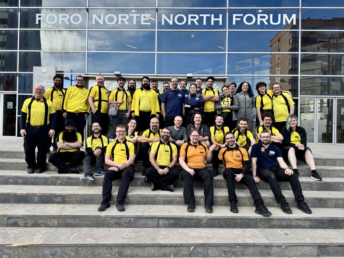 FaBJudges's tweet photo. What a fantastic way to kick off the new season with World Tour Valencia! Huge thank you to all the staff and judges who helped make this event an amazing experience for the players. Here’s to an even better 2026 season! 🐝 

#fabtcg #fabjudges https://t.co/iTlwfQIrSR