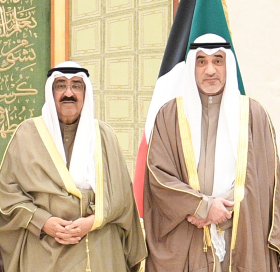 Daralkuwait's tweet photo. سمو الأمير الشيخ مشعل الأحمد 

ومعالي وزير الداخلية 

قيادة حكيمة وعمل مخلص 

يعكس قوة الكويت وأمانها.🇰🇼♥️

 #الجنسيه_الكويتيه https://t.co/zFdmy8ZjuT