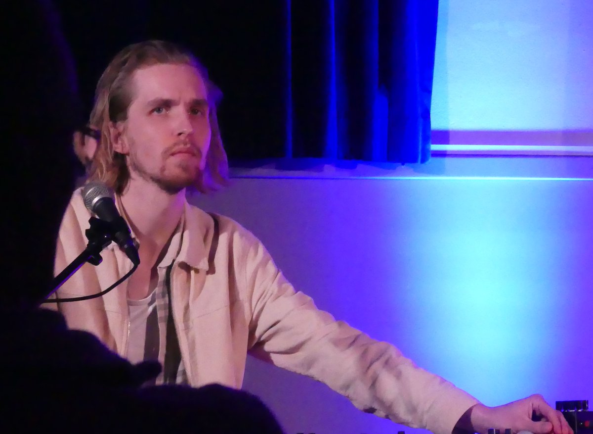 Nog wat foto's van het optreden van Alexandra Alden &amp; Band, gisteravond bij Jazz in Crooswijk in #Nivoncentrum.