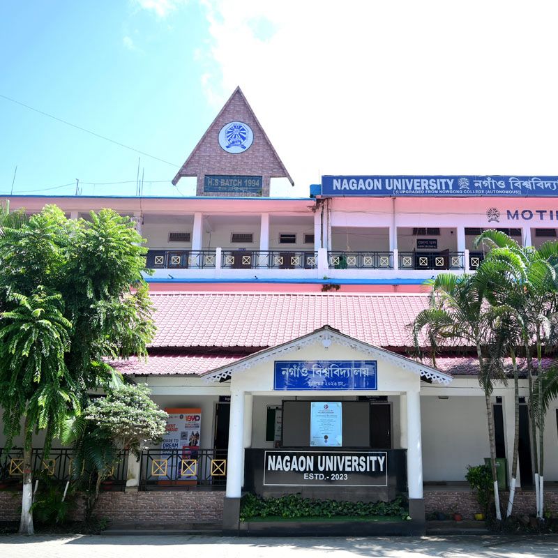 ranojpeguassam's tweet photo. Warm wishes to 𝐍𝐚𝐠𝐚𝐨𝐧 𝐔𝐧𝐢𝐯𝐞𝐫𝐬𝐢𝐭𝐲 on its 2nd Foundation Day. The institution, built on the legacy of Nowgong College established in 1944, continues to strengthen higher education in the region. 

Wishing the entire university family progress, growth, and a future filled with meaningful achievements.