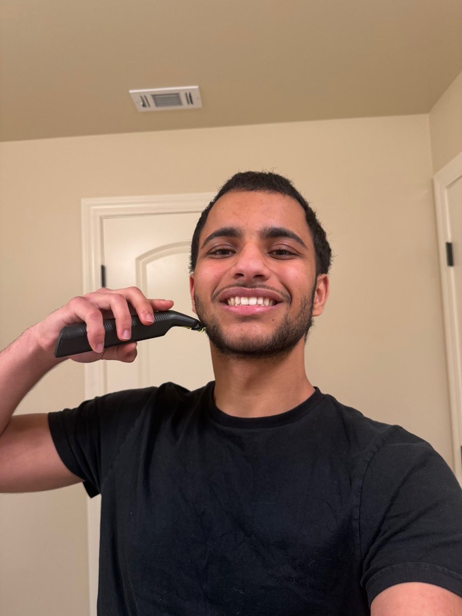 Decembeard00's tweet photo. I’m launching a new memecoin on https://t.co/am9BTiSYqF called $DECEMBEARD, and it’s more than just a fun project,  and it’s a way to raise real awareness for bowel cancer. 

I’m donating 100% of the creator funds I earn to the to https://t.co/CWPSrruUlB, and encouraging people to take their health seriously.

To kick things off, I’ll be shaving my beard live as a symbol of support and the start of the $DECEMBEARD movement. Let’s build something fun, grow the community, and our beards while we raise money for cancer!

$DECEMBEARD