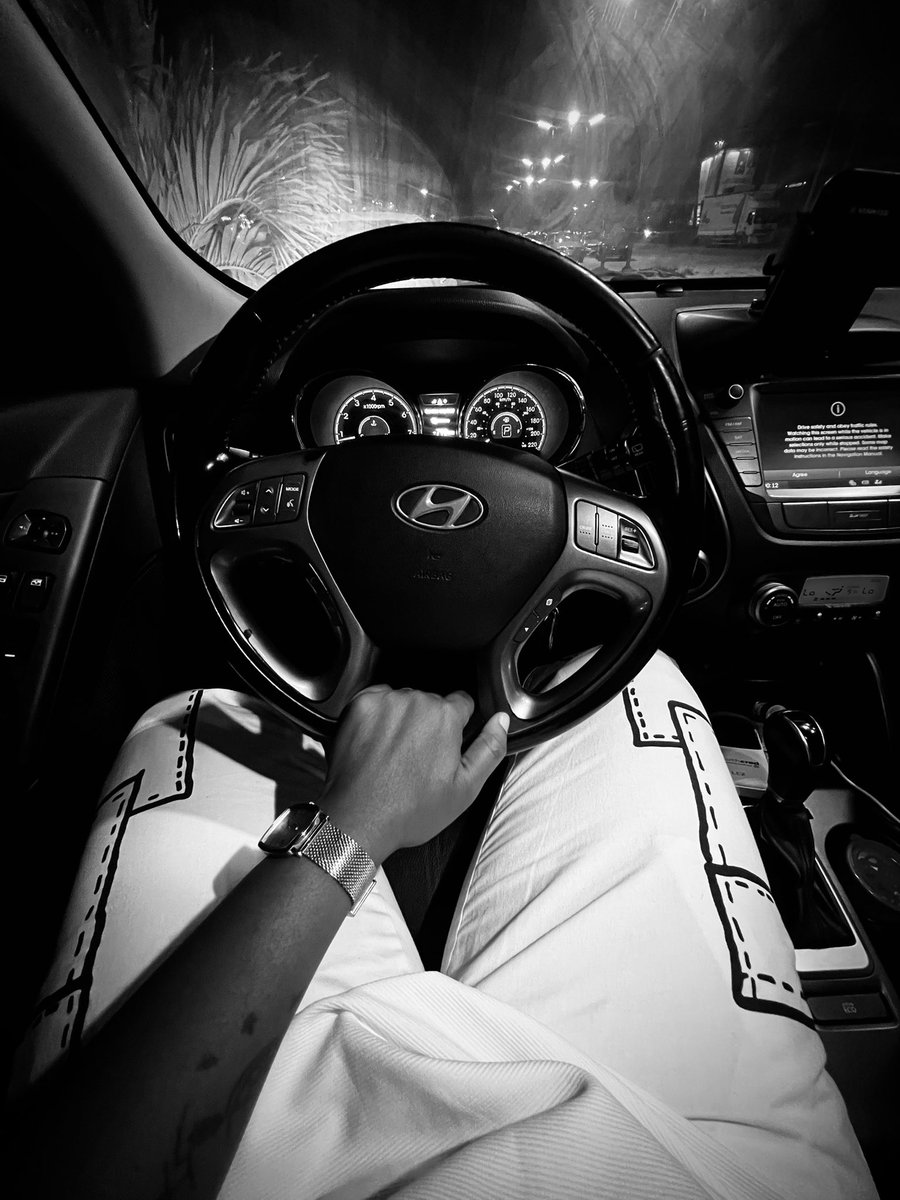 Sandra Benard 𖤍 (@ice_onyx) on Twitter photo 