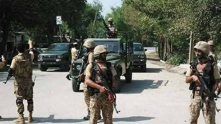 IslooInsider's tweet image. Twenty two terrorists taken down in Dera Ismail Khan. Strong response. Swift action. ⚡🇵🇰🛡️

#ISPR #SecurityUpdate #Pakistan