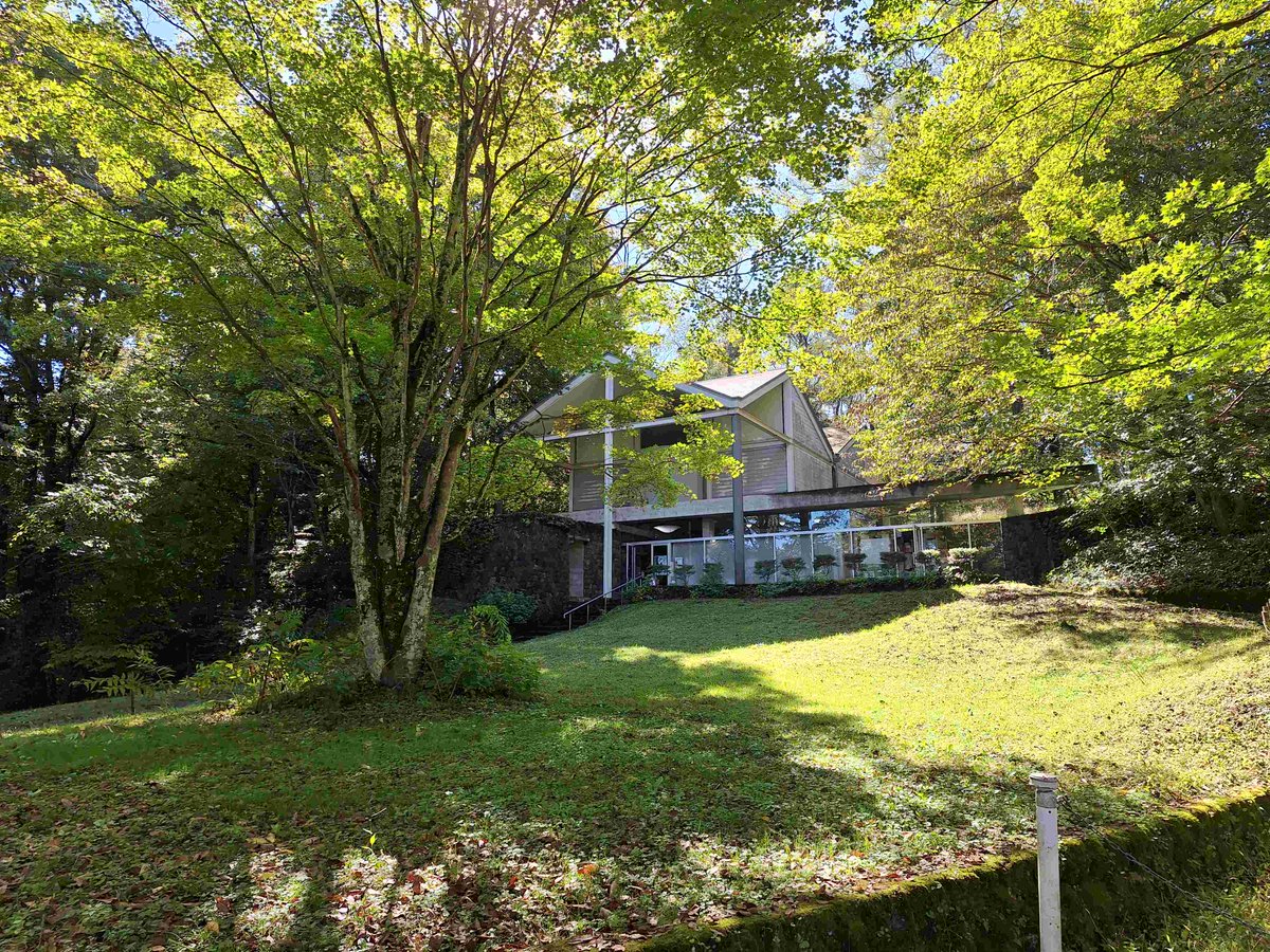 軽井沢高原文庫 tweet media