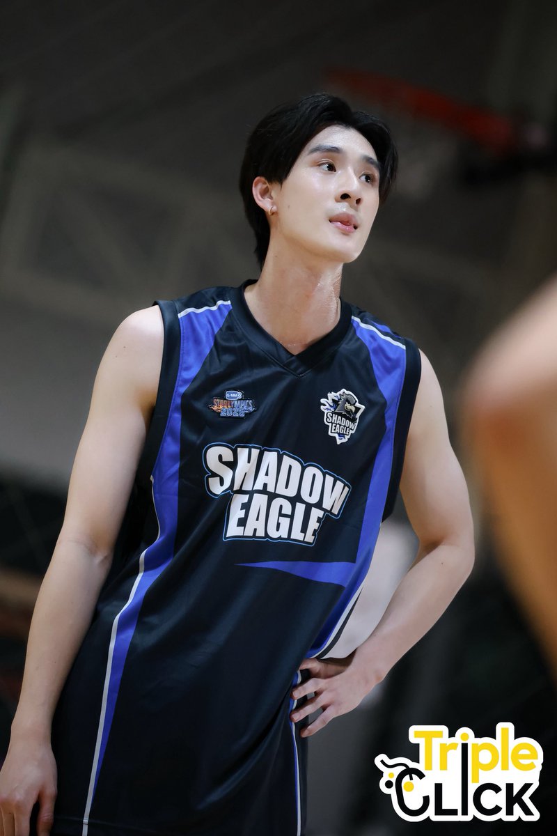 teevithe's tweet image. HE’S LOOK SOOO FINEEE!!!?!?!!!?!!!😬

#GMMTVStarlympics2025 
#tee_vtp #ธีรเดช