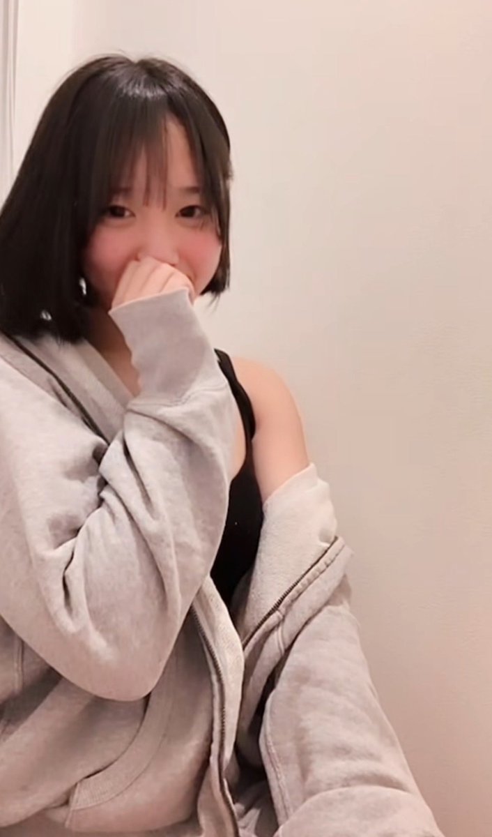 jordan_reu60139's tweet image. ahooです！元彼との思い出です笑

video.twimg.com/amplify_video/…