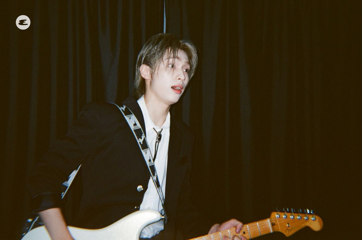 gaonsites's tweet photo. beautiful mind finale backstage HD pic from esquire 🤍 #gaon #xdinaryheroes https://t.co/AuwmumDolR