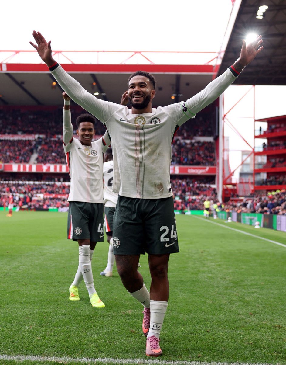 Daniel Sturridge on Reece James: “We’re talking about a player who has been in the first team environment for many years. He’s struggled with injuries throughout his career but there’s no doubt he’s an absolutely unbelievable football player." #CFC