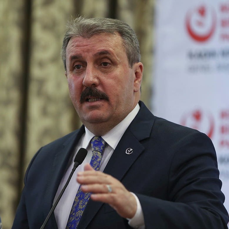 Mustafa Destici: "İşe alınırken evli olanlara öncelik verilsin. Evlenmeyenleri işe almayacaksın."