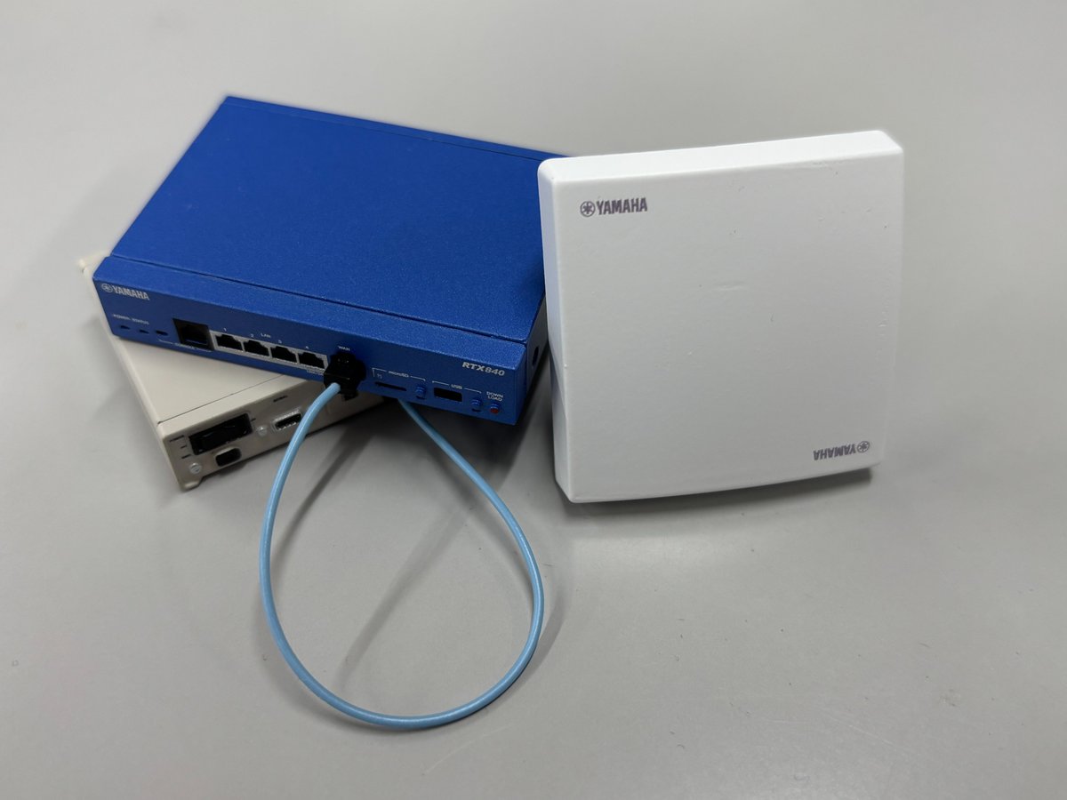 JOHOの先生が「YAMAHAネットワーク機器のガチャガチャ」をニコニコで見せてくれました🤩
ちなみに、実際に授業で使っているものばかりなので、中の人もウッキウキです😂
#YAMAHAネットワーク機器
#ガチャガチャ 
#JOHO
#IT専門学校