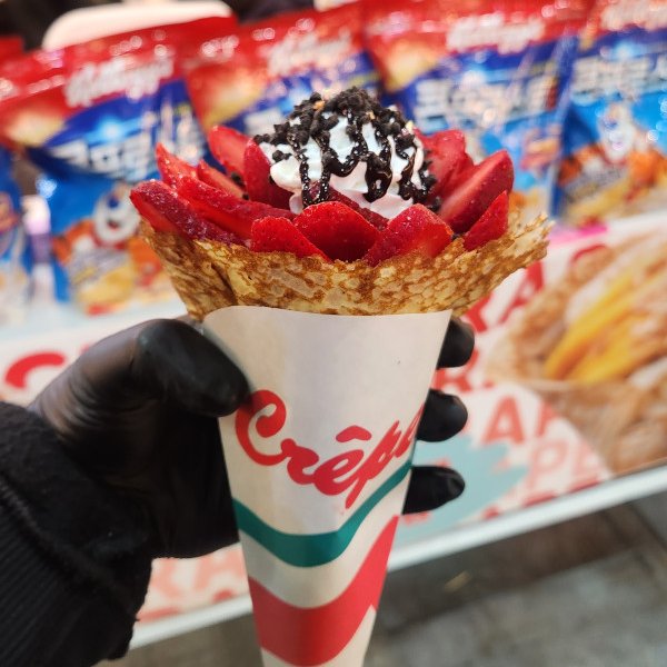 🎅#RT + #팔로우 추첨 #서코티켓 통합권 증정!🎄

망고🍋 딸기🍓 아이스크림🍦
오늘은 달콤한 크레페로 기분전환 (｡•̀ᴗ-)✧

#용쓰크레페 in 36회 서디페 크리스마스 💌
#서코 #서디페 #서금페

✔️디저트 맛집 정보 보기
🎁 comicw.co.kr/s/0NvN