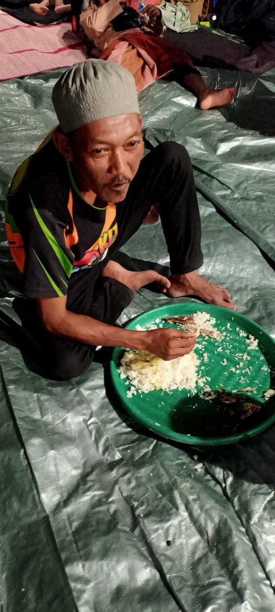 sasa 𓍼 ོ tweet media