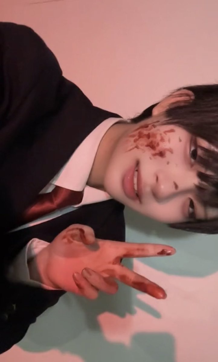 あお tweet media
