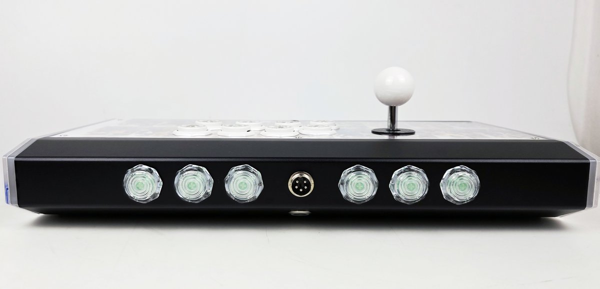 ASURAFACTORY's tweet image. Product specifications

2nd-generation Asura Force Cosmic Black VLX ver. 

LX-TPML-8YT-SK adjustable leaf-switch silent lever 30mm GamerFinger (all white) 
24mm Sitong (clear rim / clear body) 
Leopard PCB