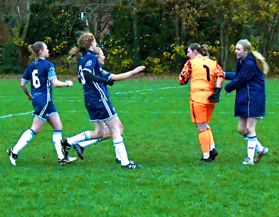 CavershamUnited's tweet photo. IT’S 1st DECEMBER! 🎄 

Let’s use this as a perfect opportunity to give a big shoutout to all our number 1s at the club! 🧤 https://t.co/a6JMSWUKp1