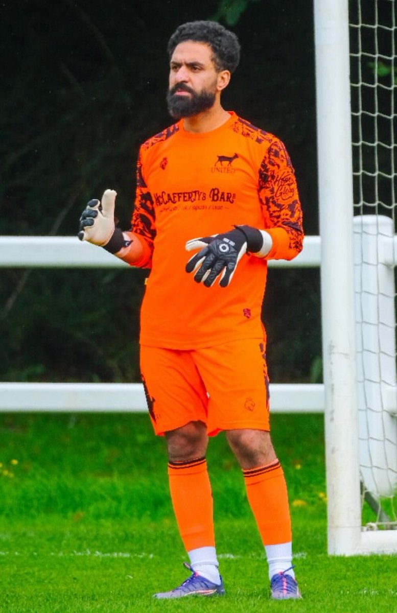 CavershamUnited's tweet photo. IT’S 1st DECEMBER! 🎄 

Let’s use this as a perfect opportunity to give a big shoutout to all our number 1s at the club! 🧤 https://t.co/a6JMSWUKp1