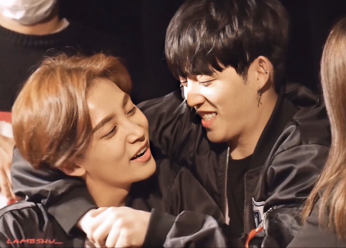 1zerozero4's tweet image. i think he likes getting head locks you guys