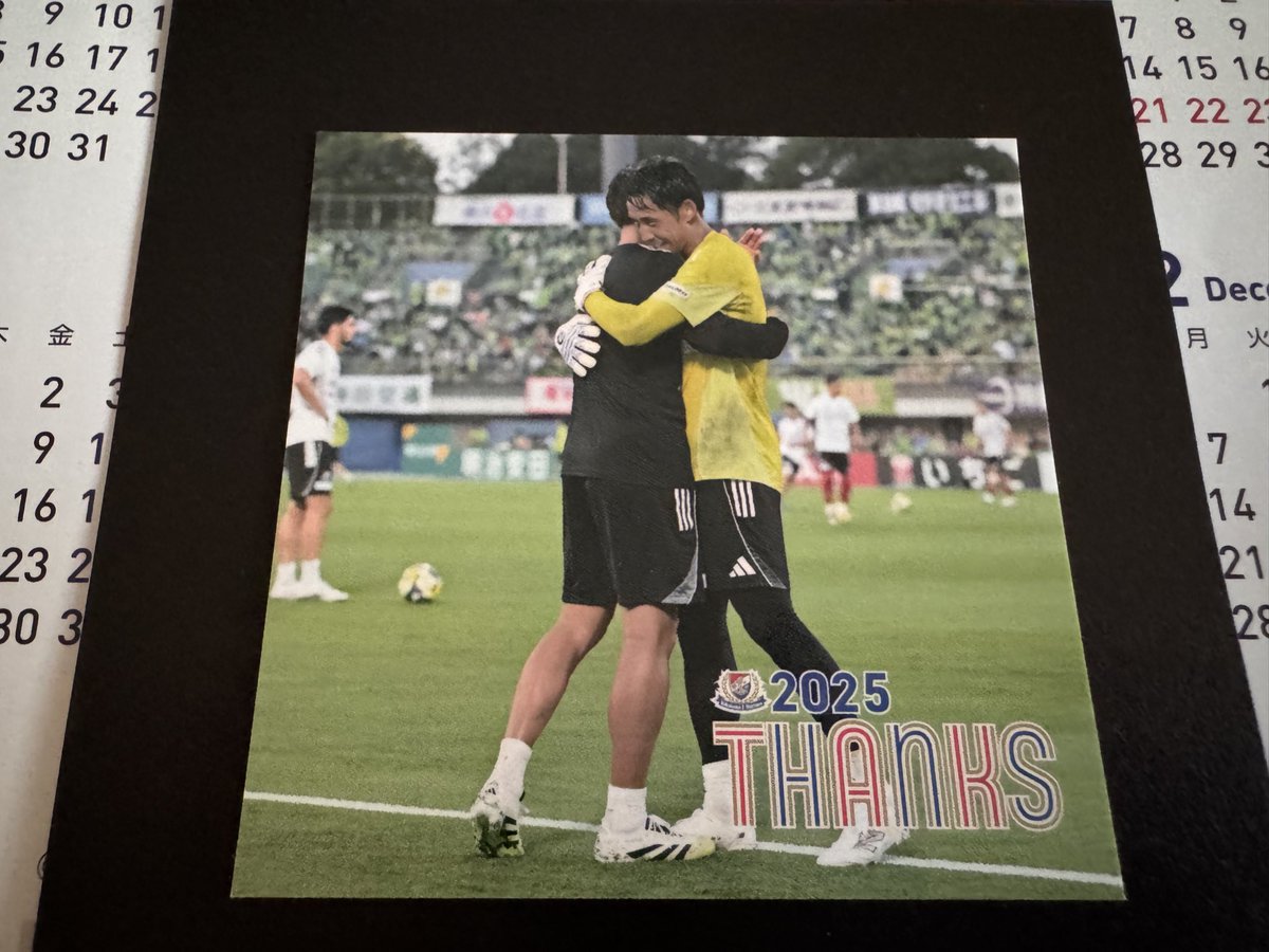 pwdjatgm's tweet photo. 11/30（日）のC大阪戦 
2025 THANKSステッカー、
#TSUKUI さんからカレンダー
#Draft さんからラバーマグネット
をいただきました
ありがとうございました😊

ステッカー
他のシーンが気になる

#fmarinos https://t.co/EsfNOJAT0C
