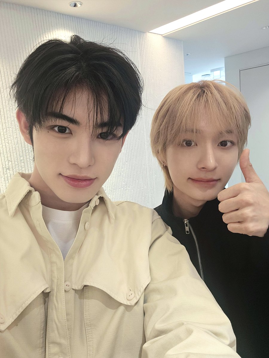 📸ᴋɪᴄᴋᴋɪᴄᴋᴅᴀʏ

Kick 2 Kick(킥투킥) 시즌 2 I EP2. 동화X민제

#KickFlip #킥플립 
#Donghwa #Minje
#Kick_2_Kick