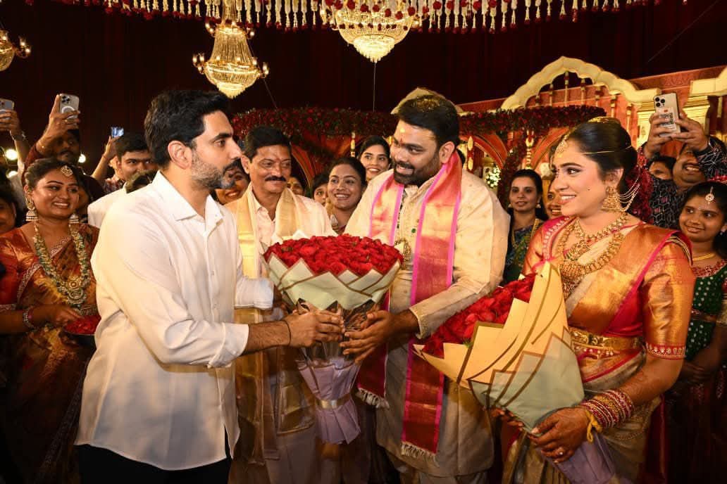 AppalaNaiduKe12's tweet image. Extending our warmest congratulations to our ITDP Vice President, Koushik Dammalapati , on his wedding. Wishing the couple a life filled with grace, prosperity, and timeless togetherness..!! 
#NaraLokesh #VijayChintakayala 
#iTDPforTDP #HOPEAGMT6816 #AndhraPradesh